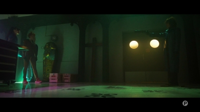 2024_-_Cats_Eyes_S01E06_mkv4926.jpg