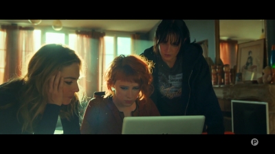 2024_-_Cats_Eyes_S01E06_mkv5927.jpg