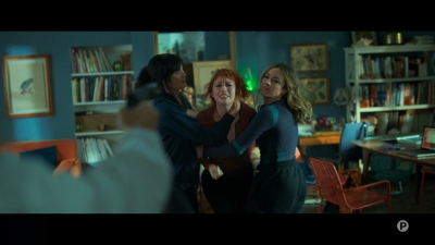 2024_-_Cats_Eyes_S01E07_mkv0121.jpg