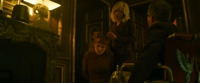 2024_-_Cats_Eyes_S01E08_mp43188.jpg