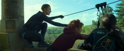 2024_-_Cats_Eyes_S01E08_mp44406.jpg