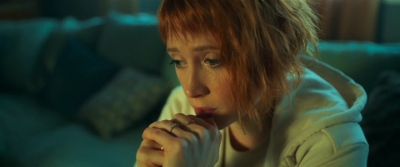 2024_-_Cats_Eyes_S01E08_mp45195.jpg