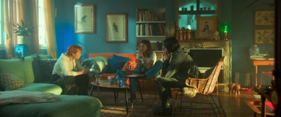 2024_-_Cats_Eyes_S01E08_mp45220.jpg