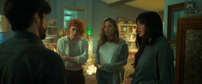 2024_-_Cats_Eyes_S01E08_mp45282.jpg