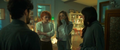 2024_-_Cats_Eyes_S01E08_mp45293.jpg