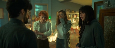 2024_-_Cats_Eyes_S01E08_mp45295.jpg