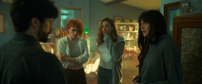 2024_-_Cats_Eyes_S01E08_mp45296.jpg