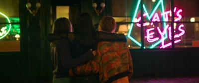 2024_-_Cats_Eyes_S01E08_mp45669.jpg