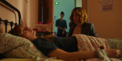 2025_-_Under_a_Dark_Sun_S01E06_mkv7173.jpg