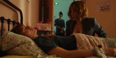 2025_-_Under_a_Dark_Sun_S01E06_mkv7176.jpg