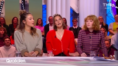2024-11-12_-_Quotidien_-_Cats_Eyes_Interview_mp47554.jpg